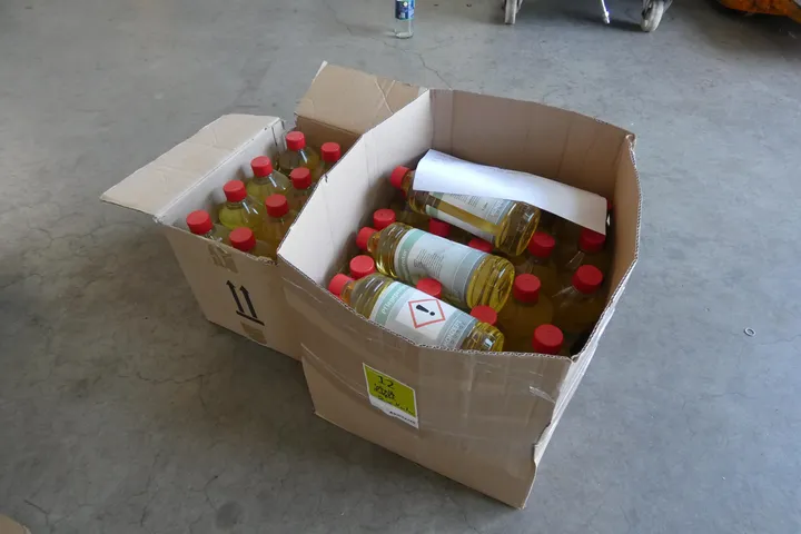 Konvolut Konzept Lounge - Pflegeprotector/Pflegeöl Umfang: 2x Karton